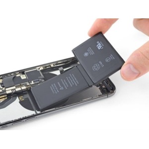 Sostituzione batteria iPhone XS